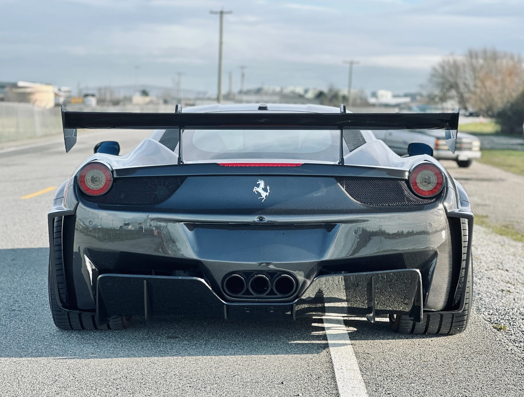 LBWK Ferrari 458, rear